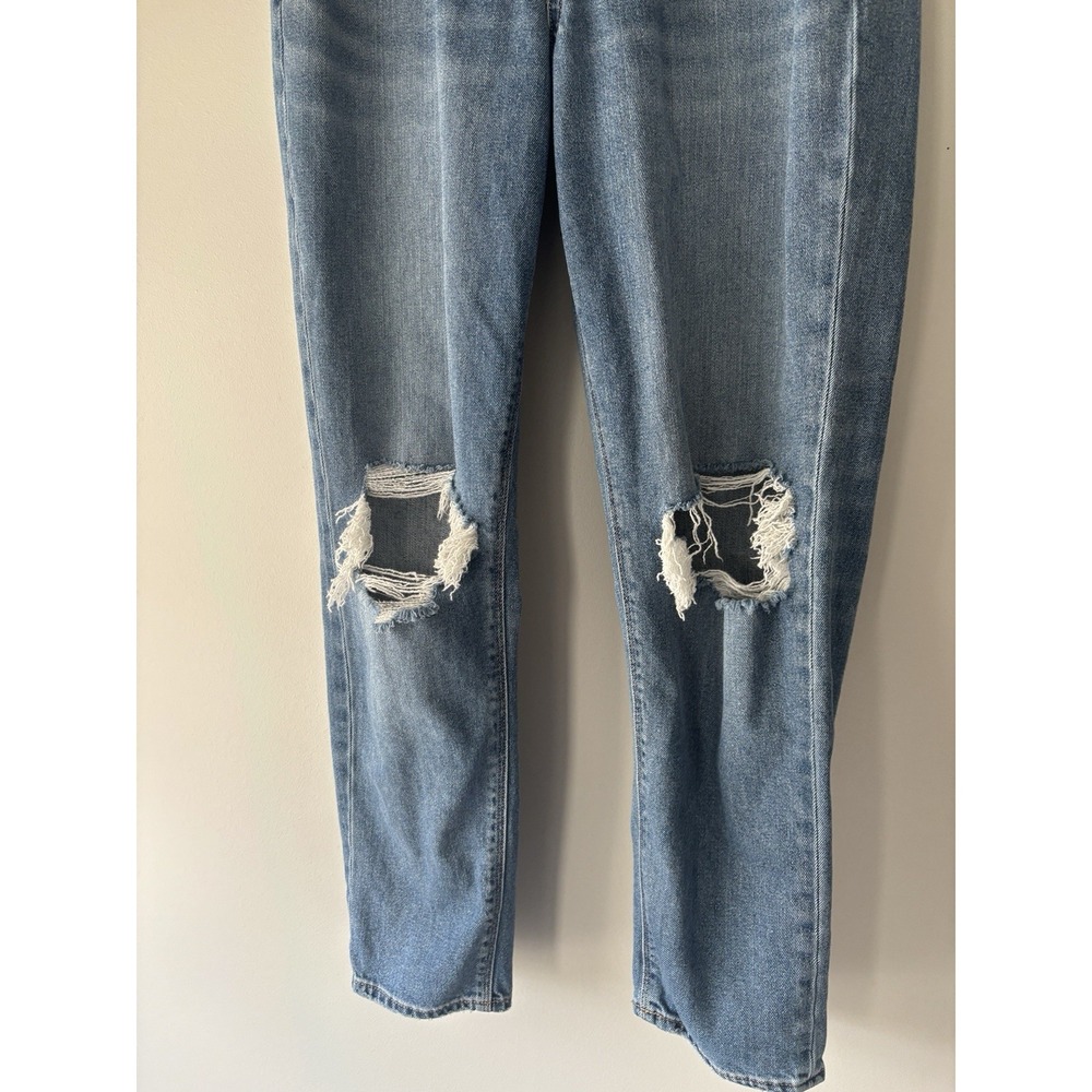 American Eagle Outfitters High Rise Distressed Mom Jeans‎ Comfort Stretch Sz 8 - Picture 3 of 8